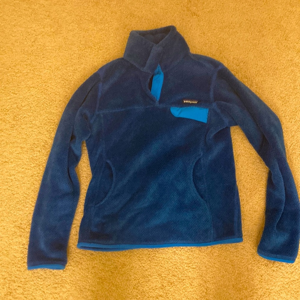 Women’s small fleece pullover